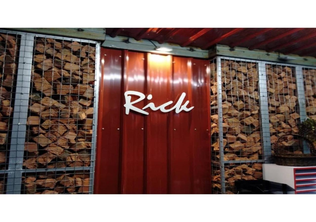 Rick Resort טלוק אינטן מראה חיצוני תמונה