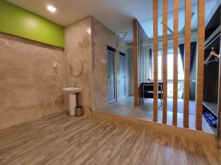 Rick Resort טלוק אינטן מראה חיצוני תמונה