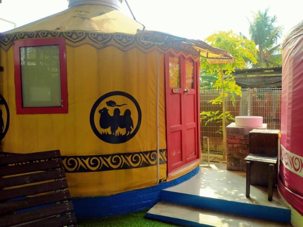 Rick Resort טלוק אינטן מראה חיצוני תמונה